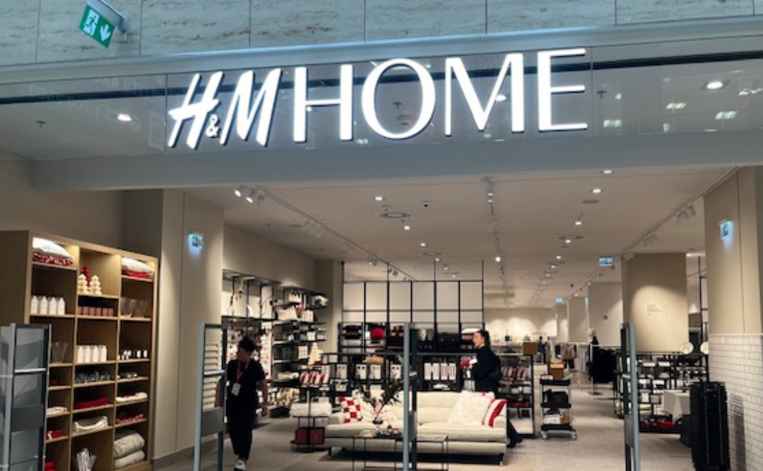 Kétszintes H&M nyílik a Duna Plazában
